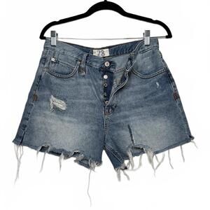 Free People We The Free Distressed Denim Shorts Size 28